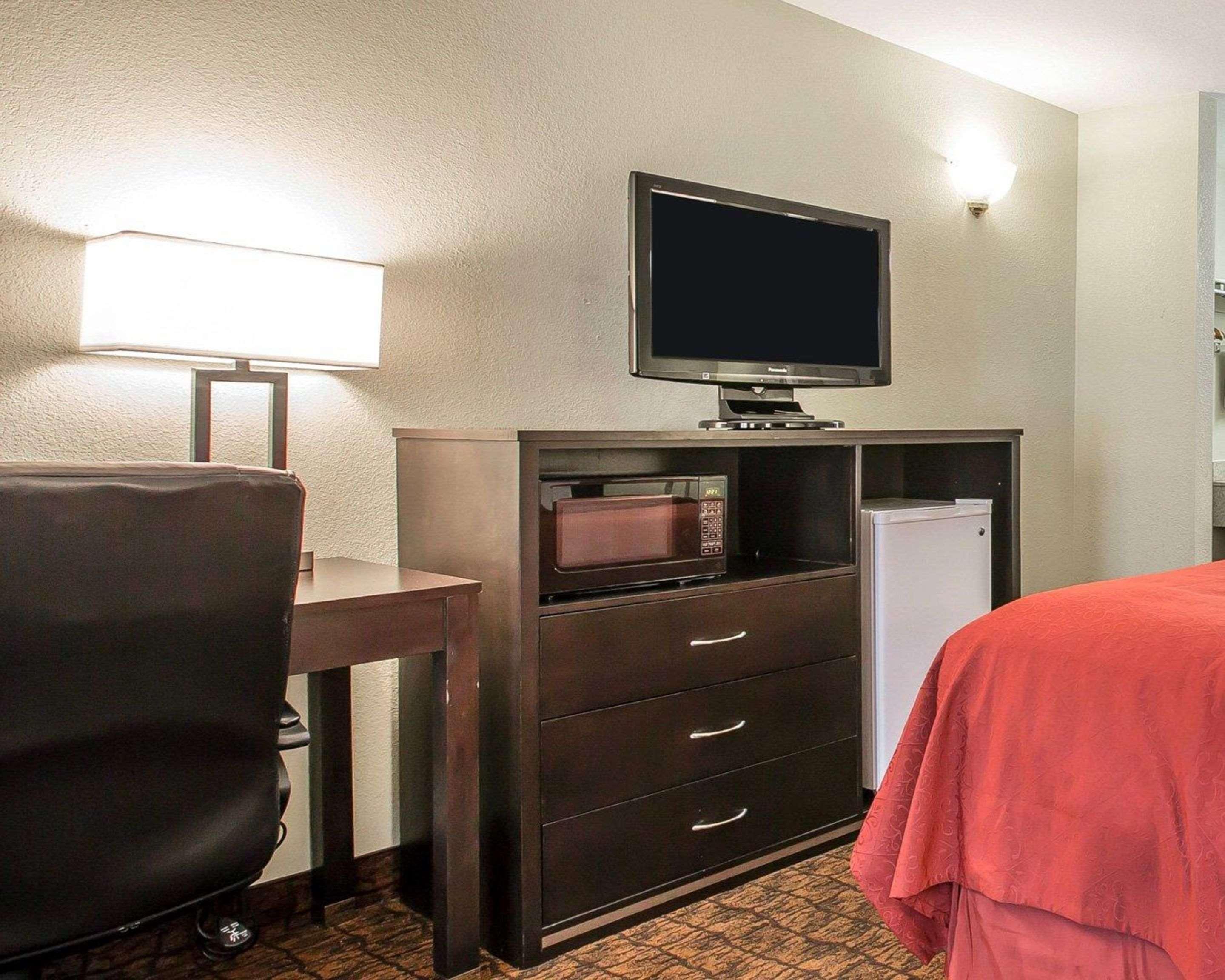 Quality Inn & Suites Woodland - Sacramento Airport Dış mekan fotoğraf