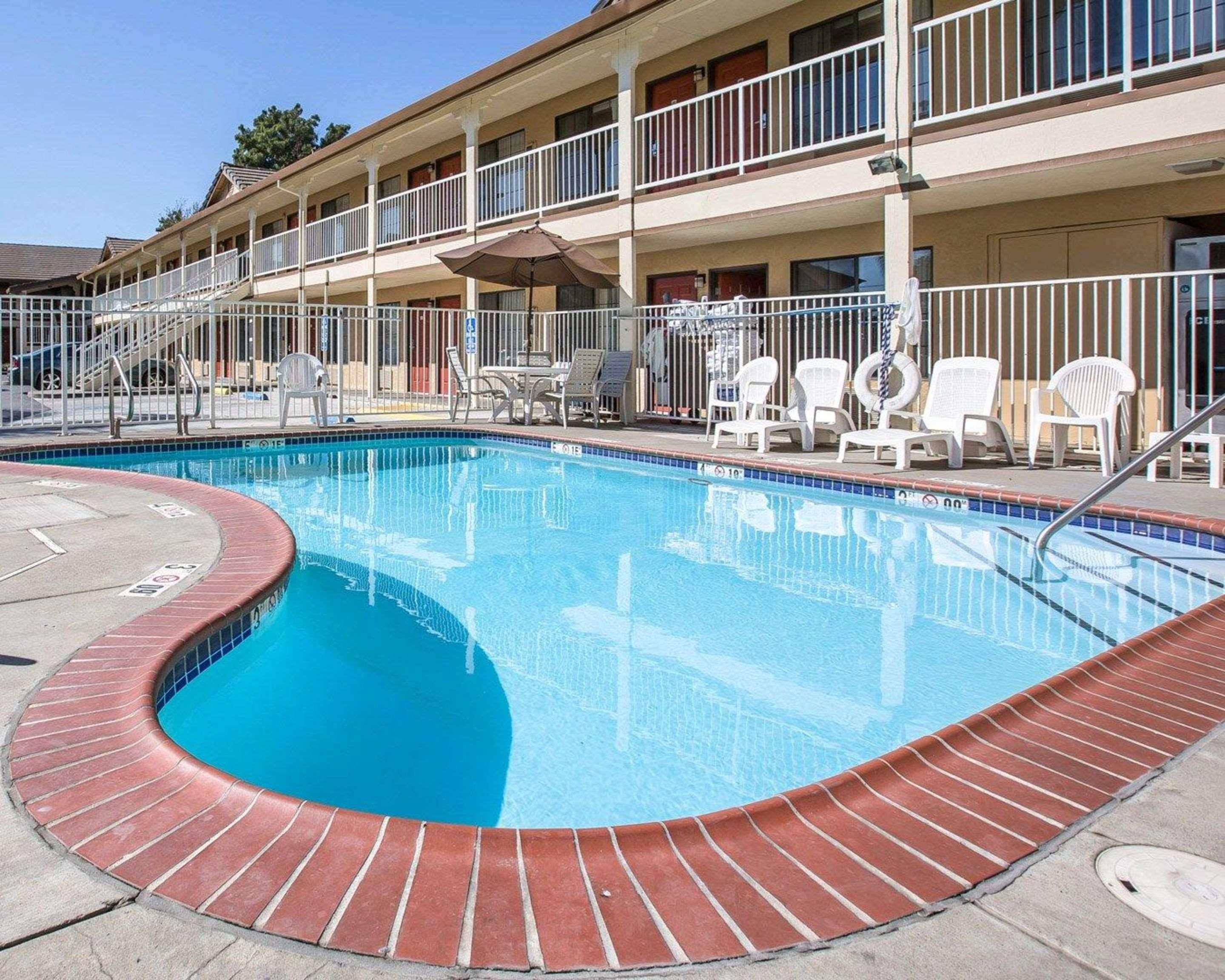 Quality Inn & Suites Woodland - Sacramento Airport Dış mekan fotoğraf