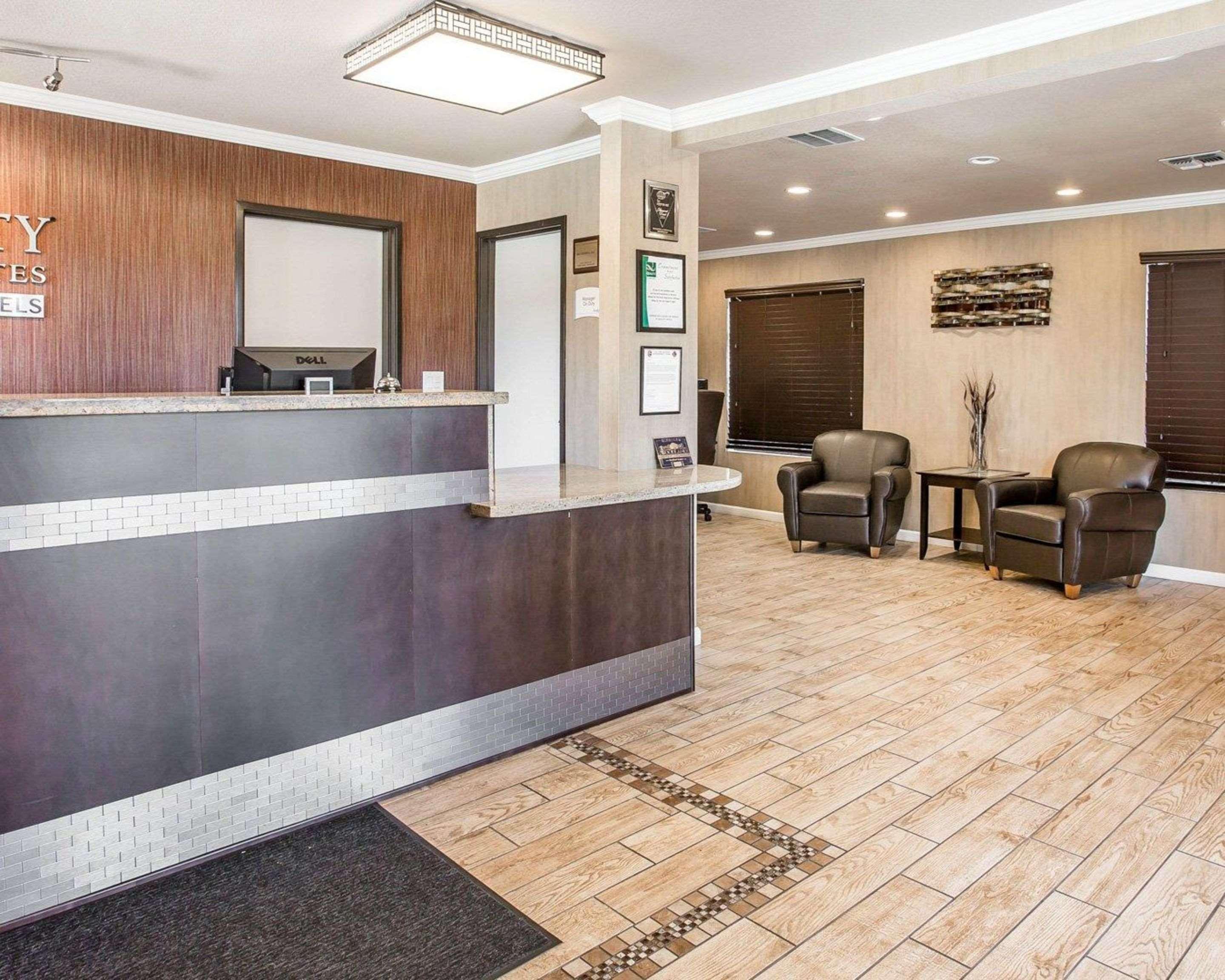 Quality Inn & Suites Woodland - Sacramento Airport Dış mekan fotoğraf