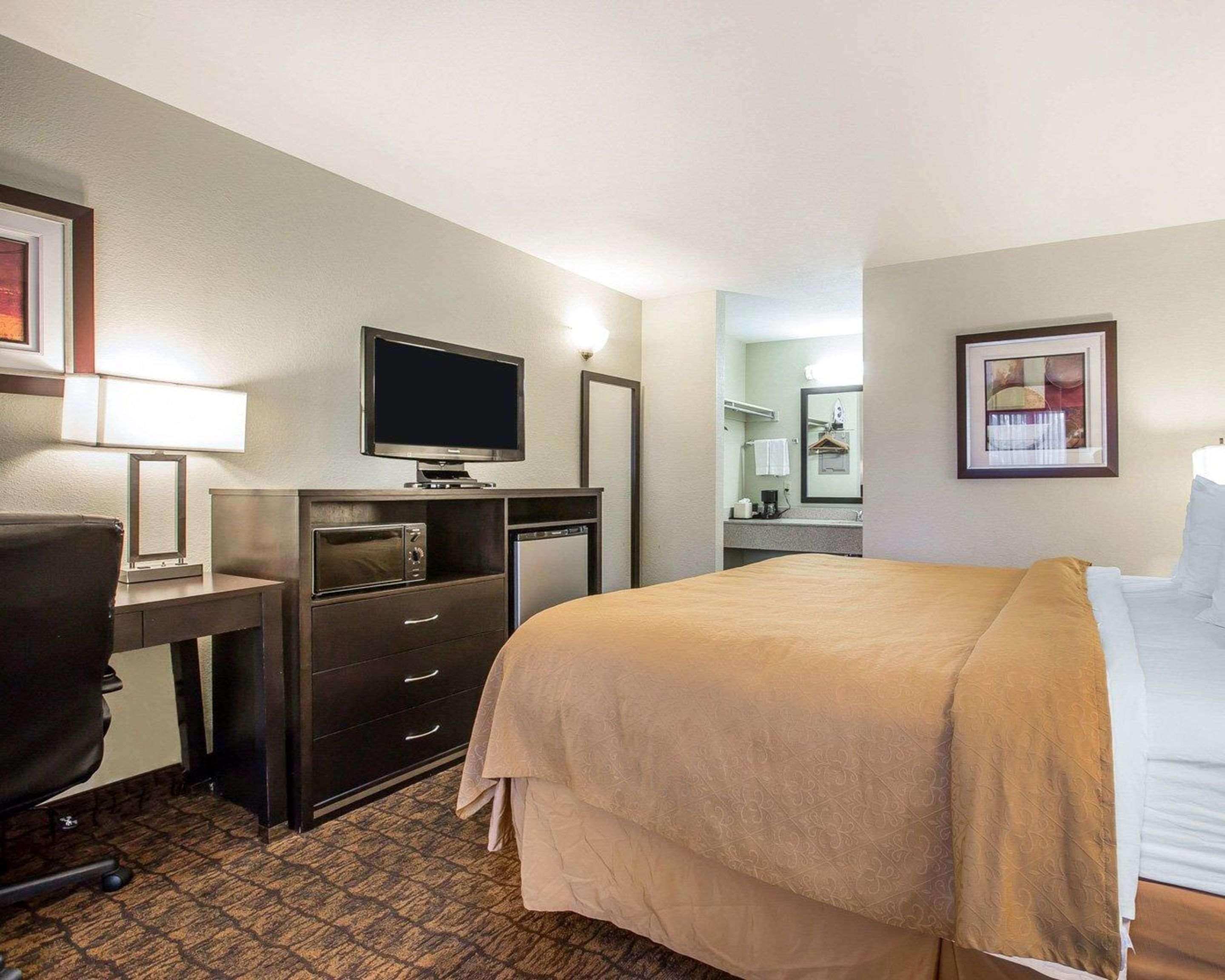 Quality Inn & Suites Woodland - Sacramento Airport Dış mekan fotoğraf