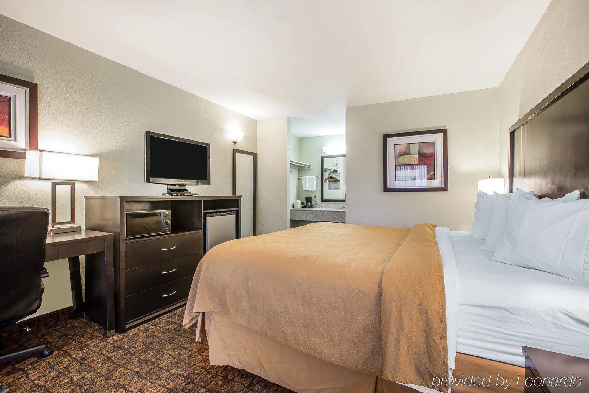 Quality Inn & Suites Woodland - Sacramento Airport Dış mekan fotoğraf