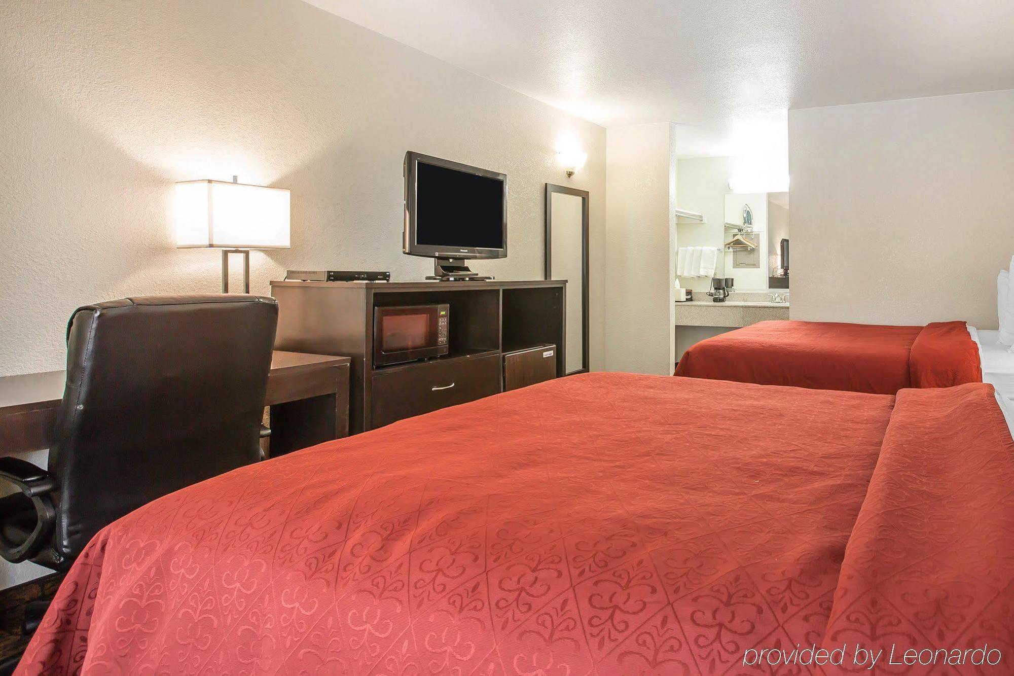Quality Inn & Suites Woodland - Sacramento Airport Dış mekan fotoğraf