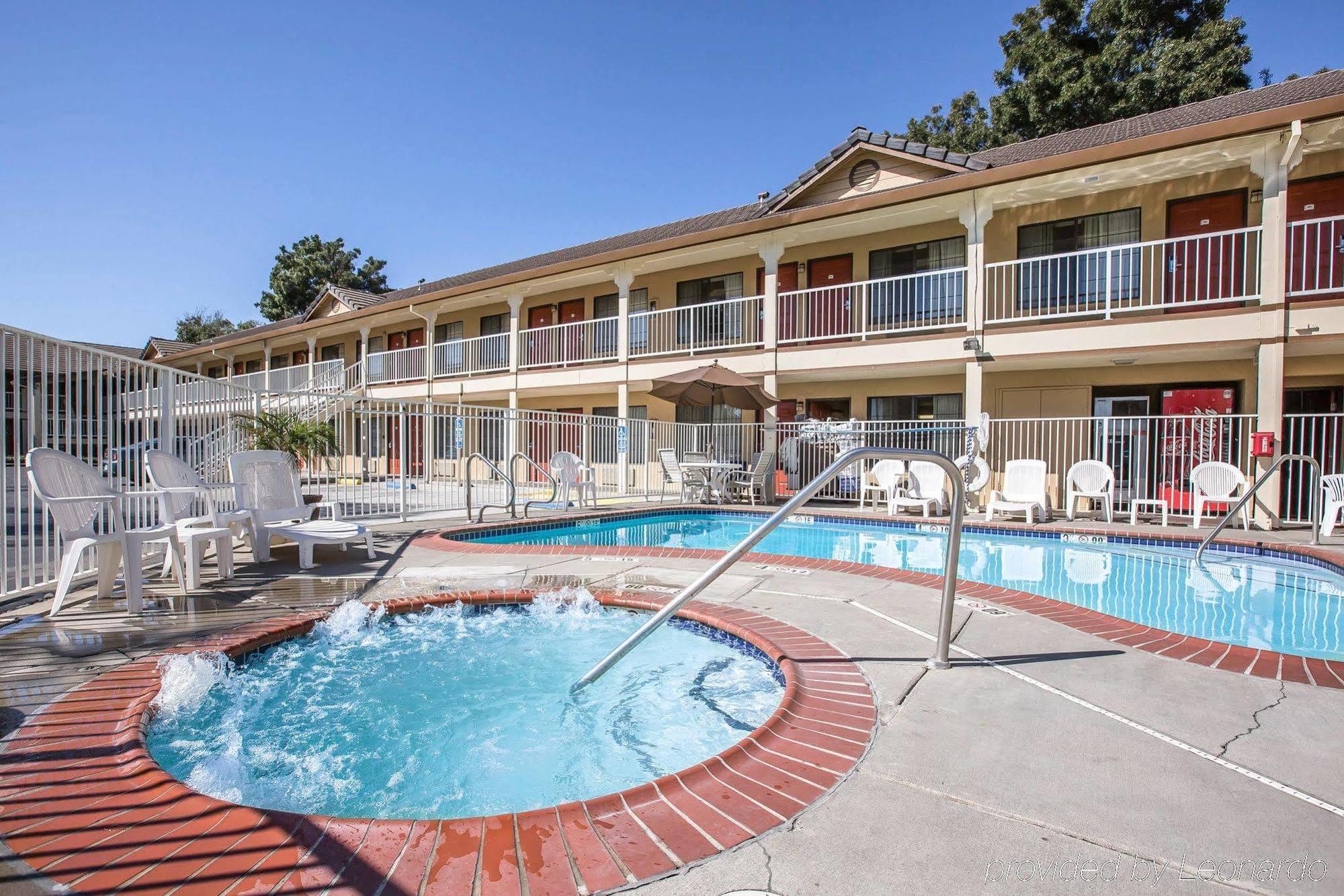 Quality Inn & Suites Woodland - Sacramento Airport Dış mekan fotoğraf